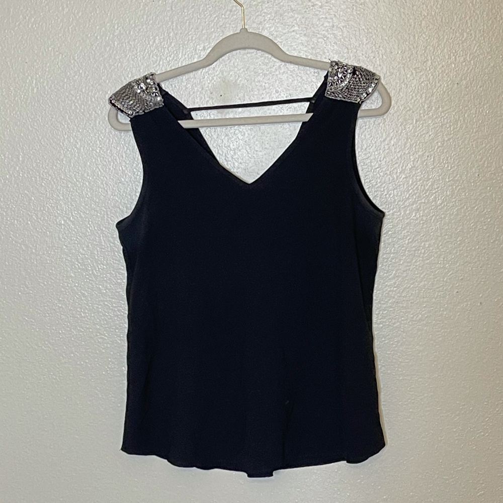 Black tank with shoulder accents